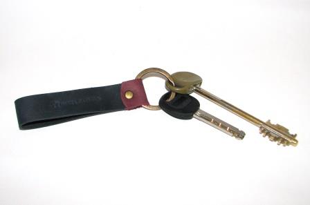 Брелок DNK Leather DNK Keychain col.K Брелок DNK Leather DNK Keychain col.K